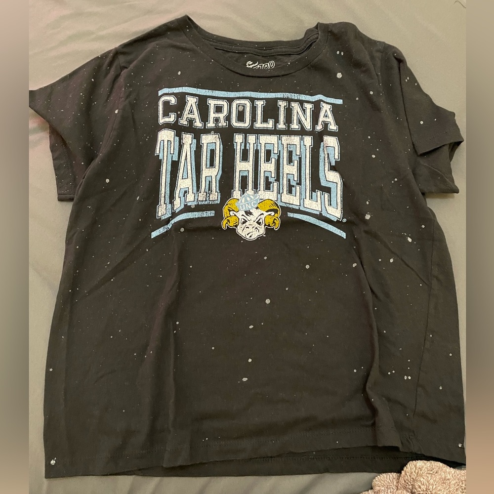 UNC women’s top